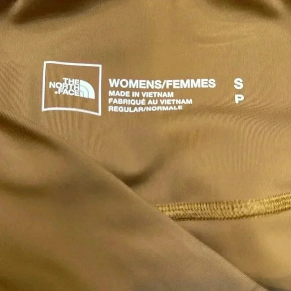 The North Face Hiking Workout Outdoor Elevetation 5” Bike Short - Picture 5 of 5